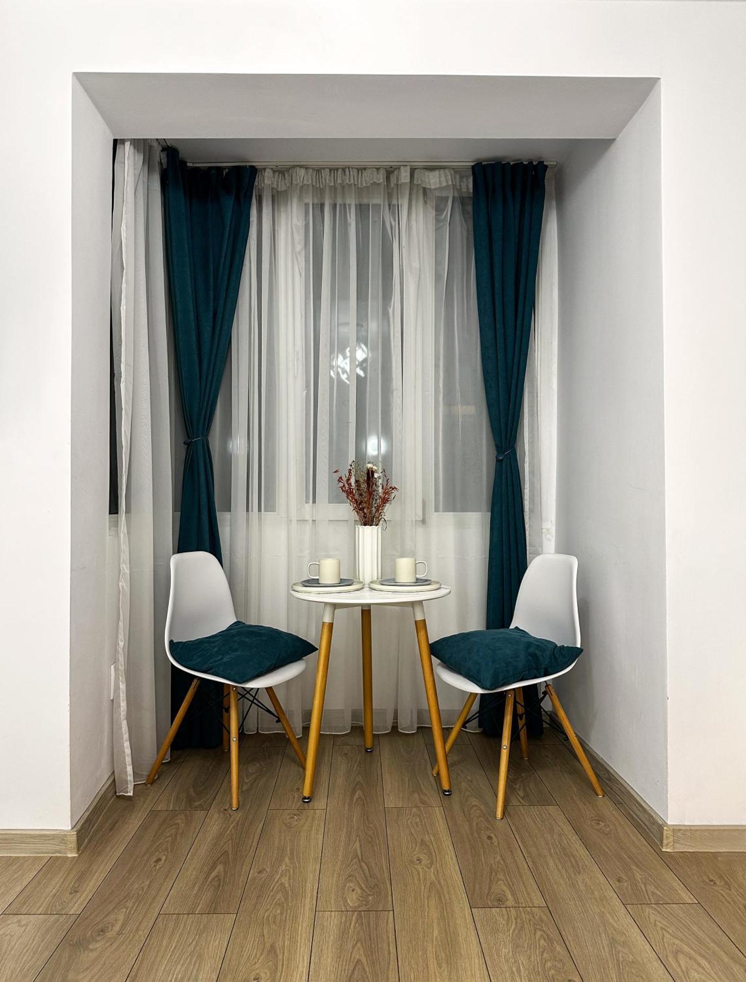 Superior One Bedroom Apartment Unirii Square Bucharest Exterior photo